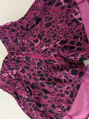 Lululemon Track That High-Rise Short 3" Wild Berry Leopard  EUC Size 4